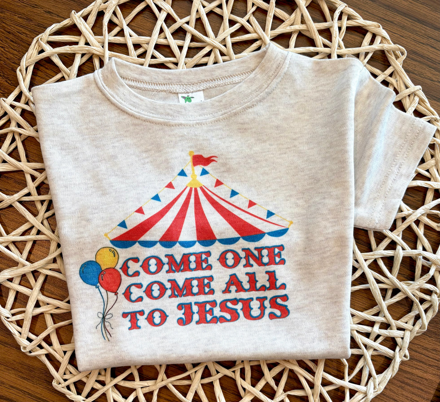 Come one Come all to Jesus