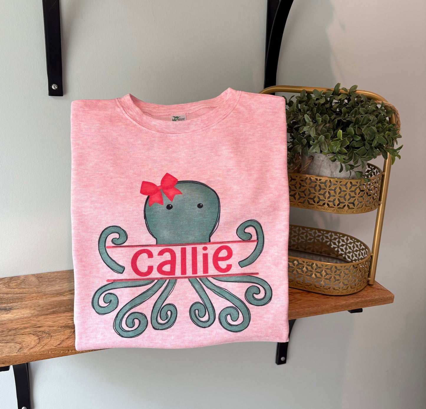 Girlie Octopus with Name on Pink