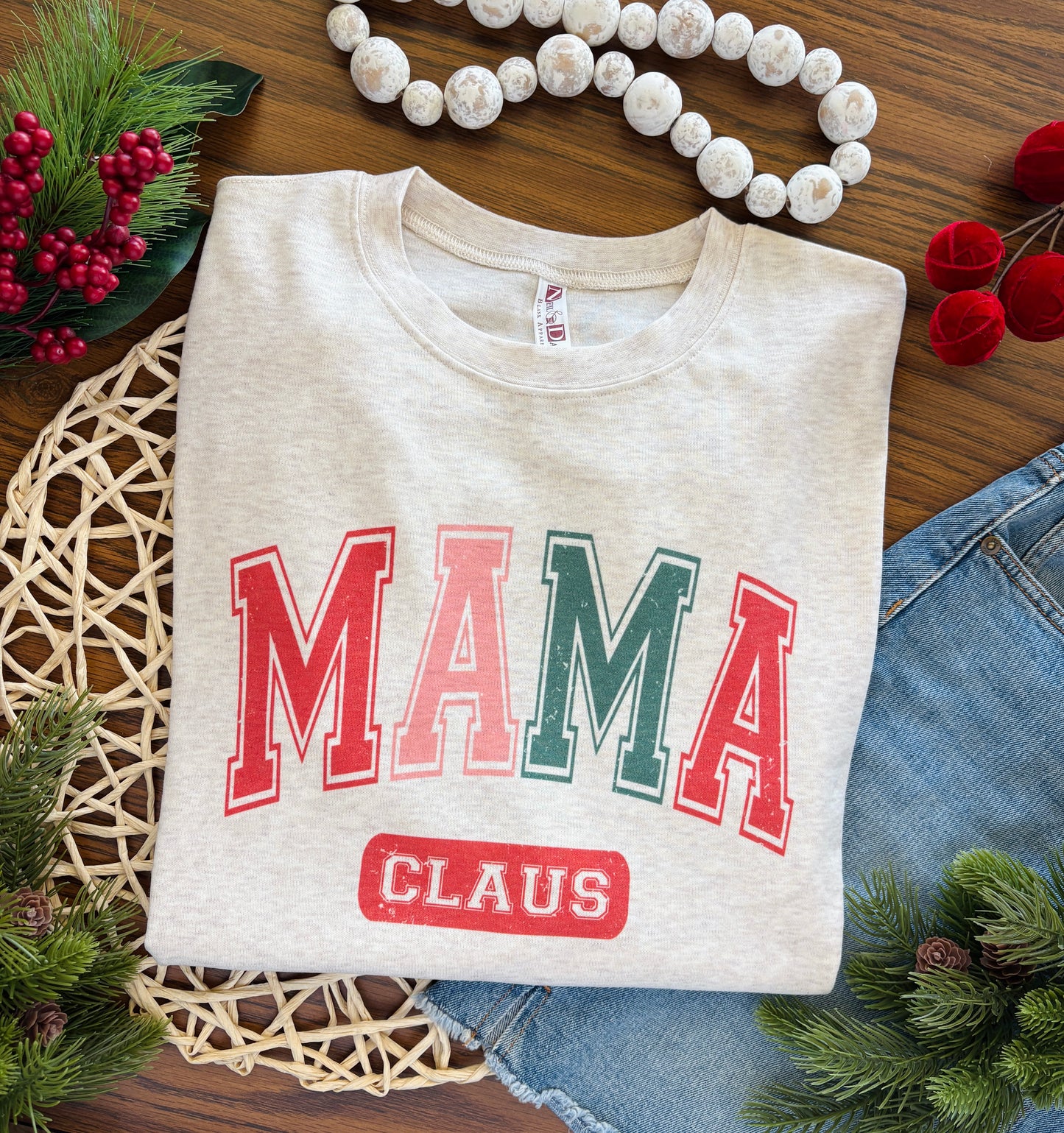 Mama Clause and Mini Clause on Oatmeal