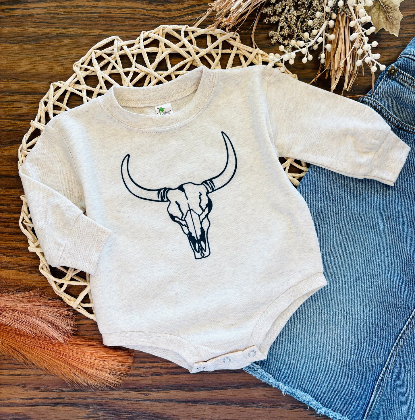 Bull Skull on oatmeal