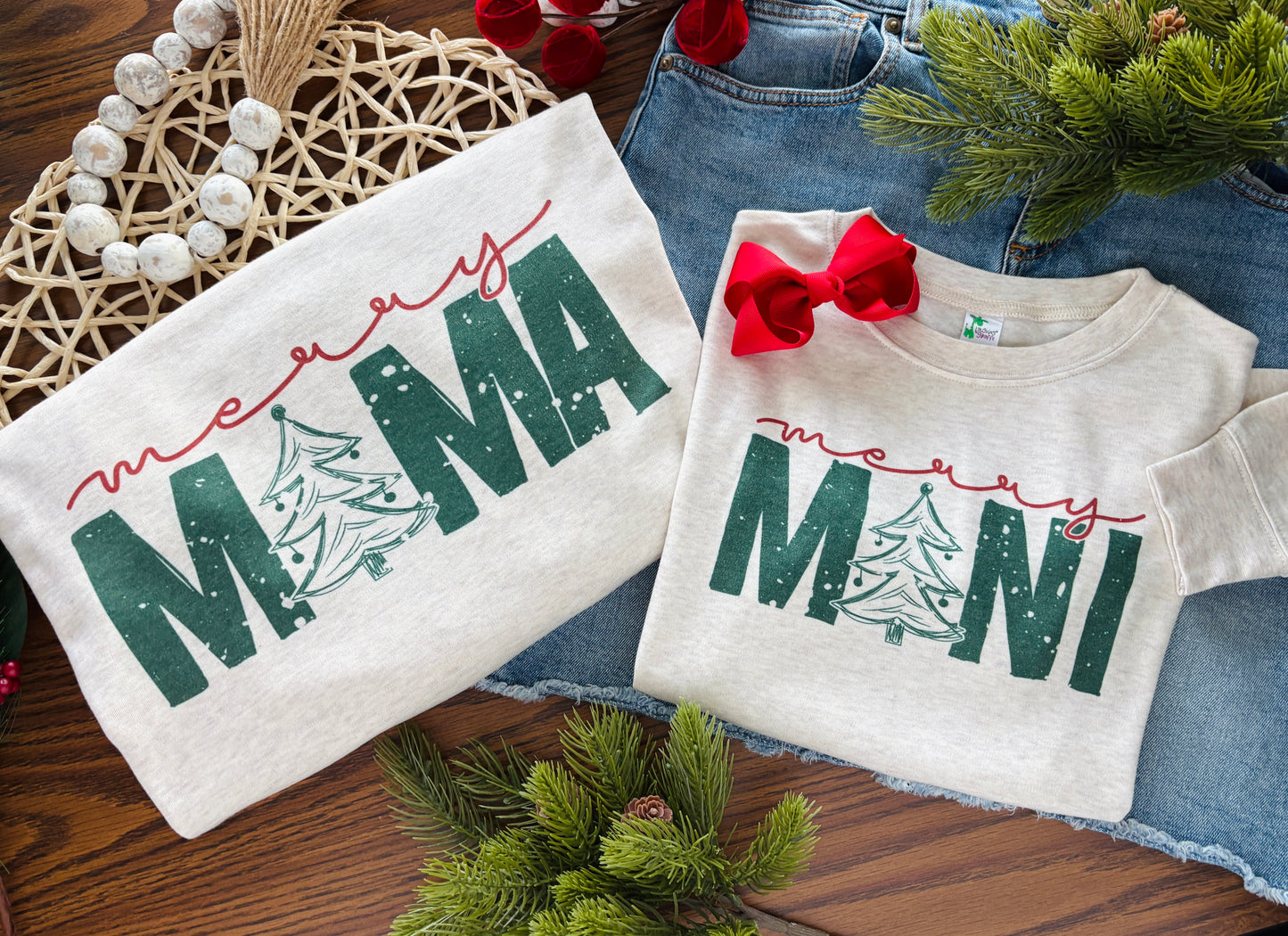 Merry Mama and Mini on Oatmeal